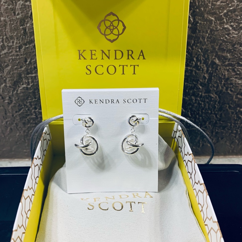 Kendra Scott Presleigh Love Knot Drop Earrings